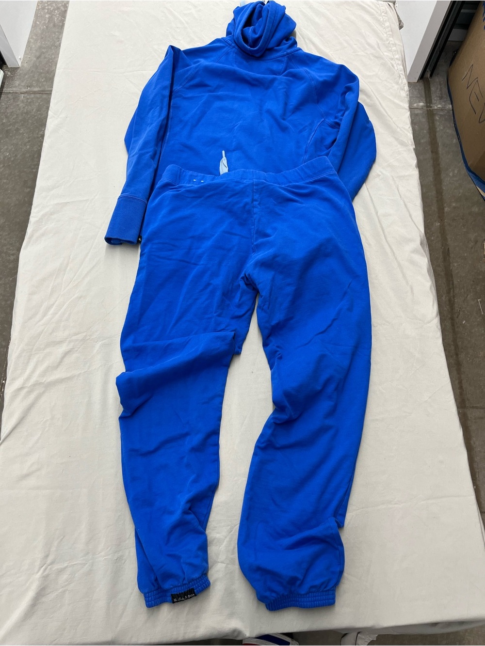 Under Armour Women's Royal Blue Track Jacket and Joggers Set - Picture 5 of 7